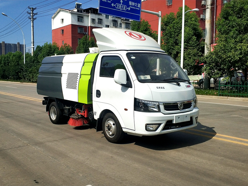 東風(fēng)途逸掃路車國(guó)VI藍(lán)牌柴油機(jī)